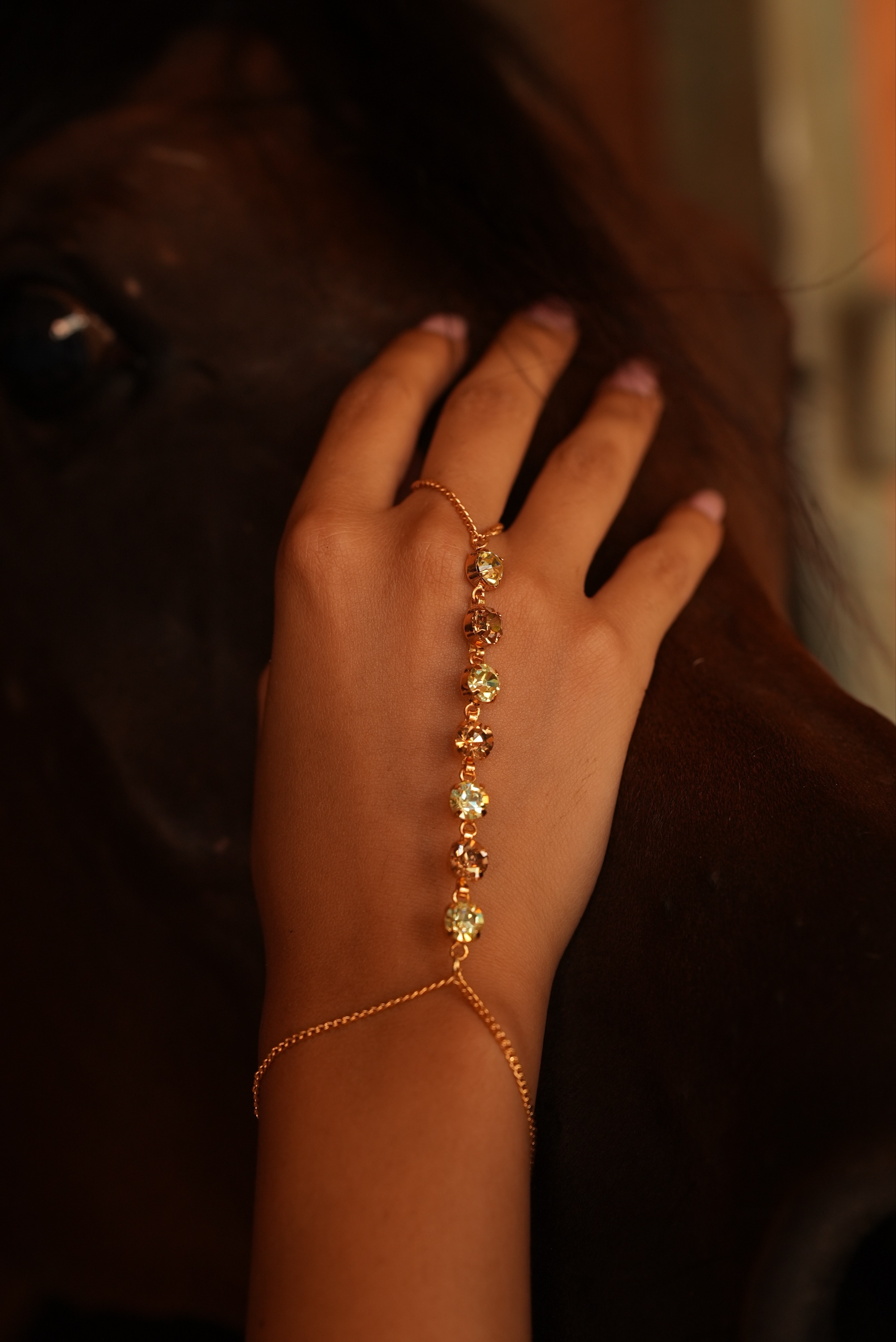 Honey Hand chain - Image 3